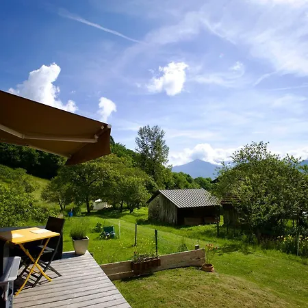 La Tiny House Des Montagnes Lodge *